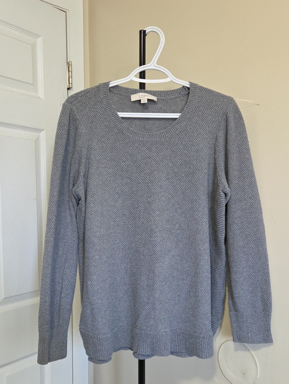 LOFT Gray Crewneck Sweater - Women's Textured Knit